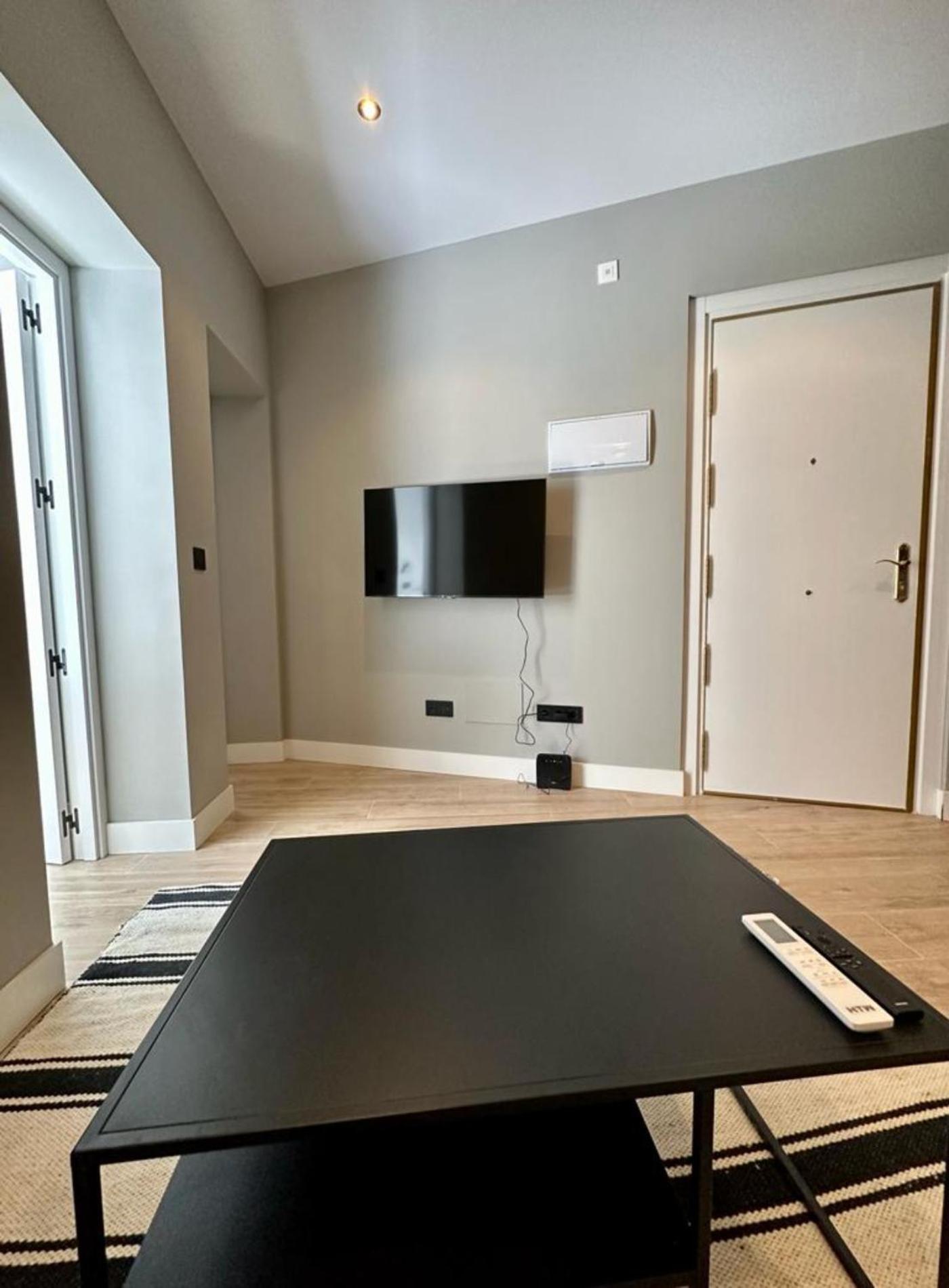 Central Apt De 2Hab Para 5Pax En Calle Silva E2 Madrid Exterior photo